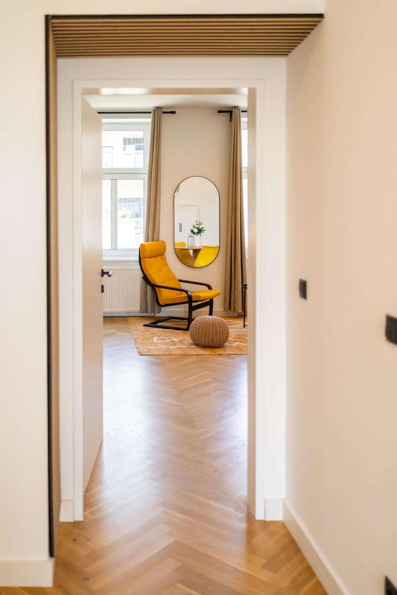 Myflat - Bright Apartment Near Central Station Відень Екстер'єр фото