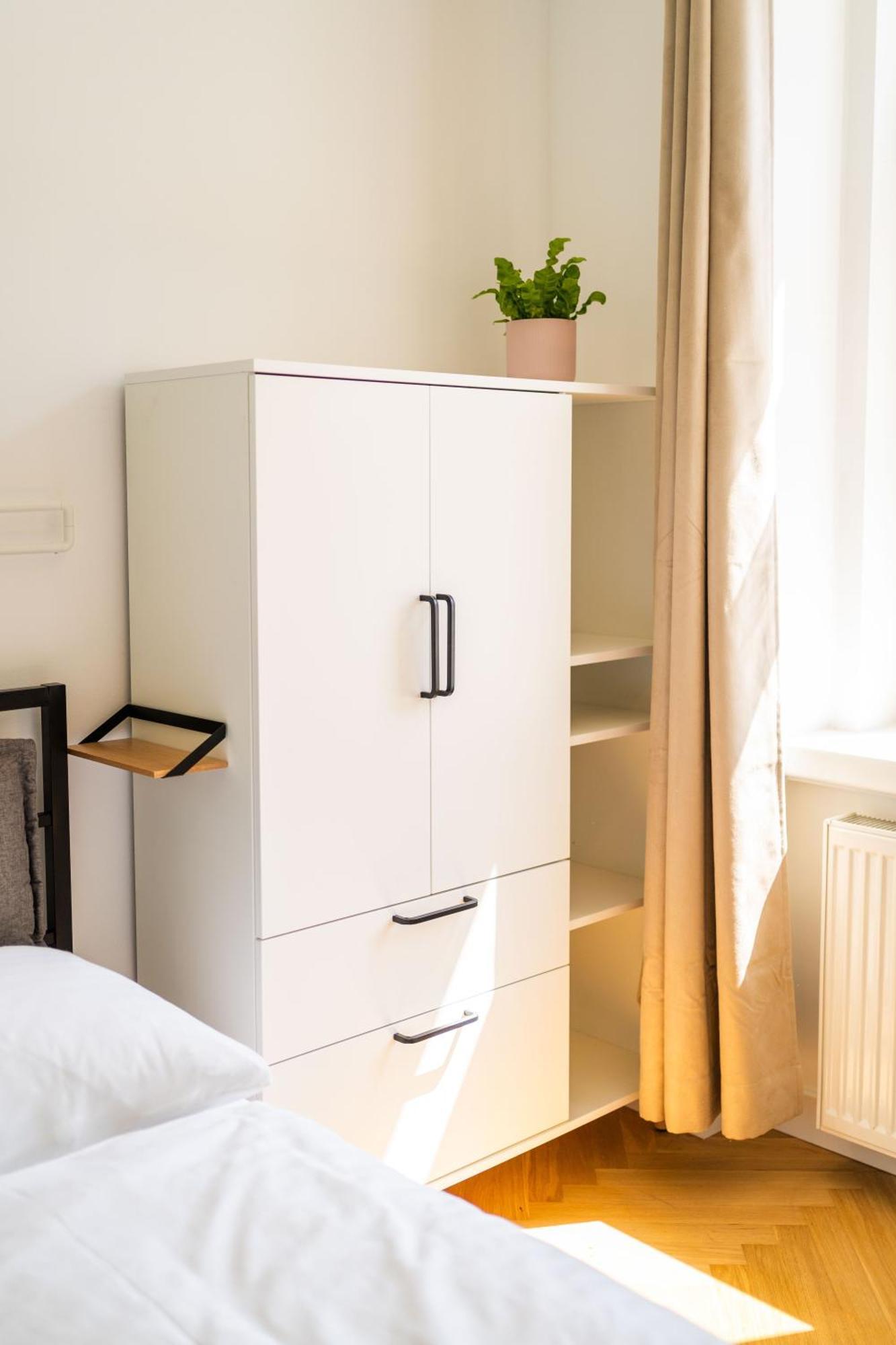 Myflat - Bright Apartment Near Central Station Відень Екстер'єр фото