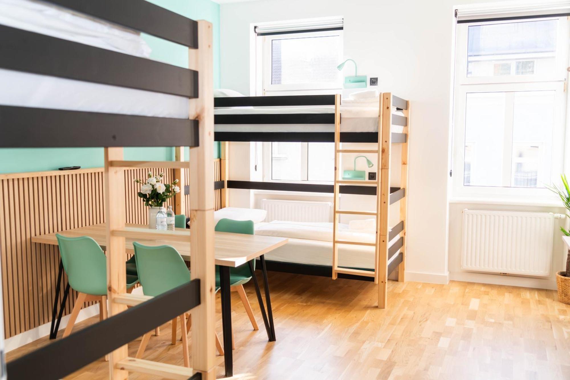 Myflat - Bright Apartment Near Central Station Відень Екстер'єр фото