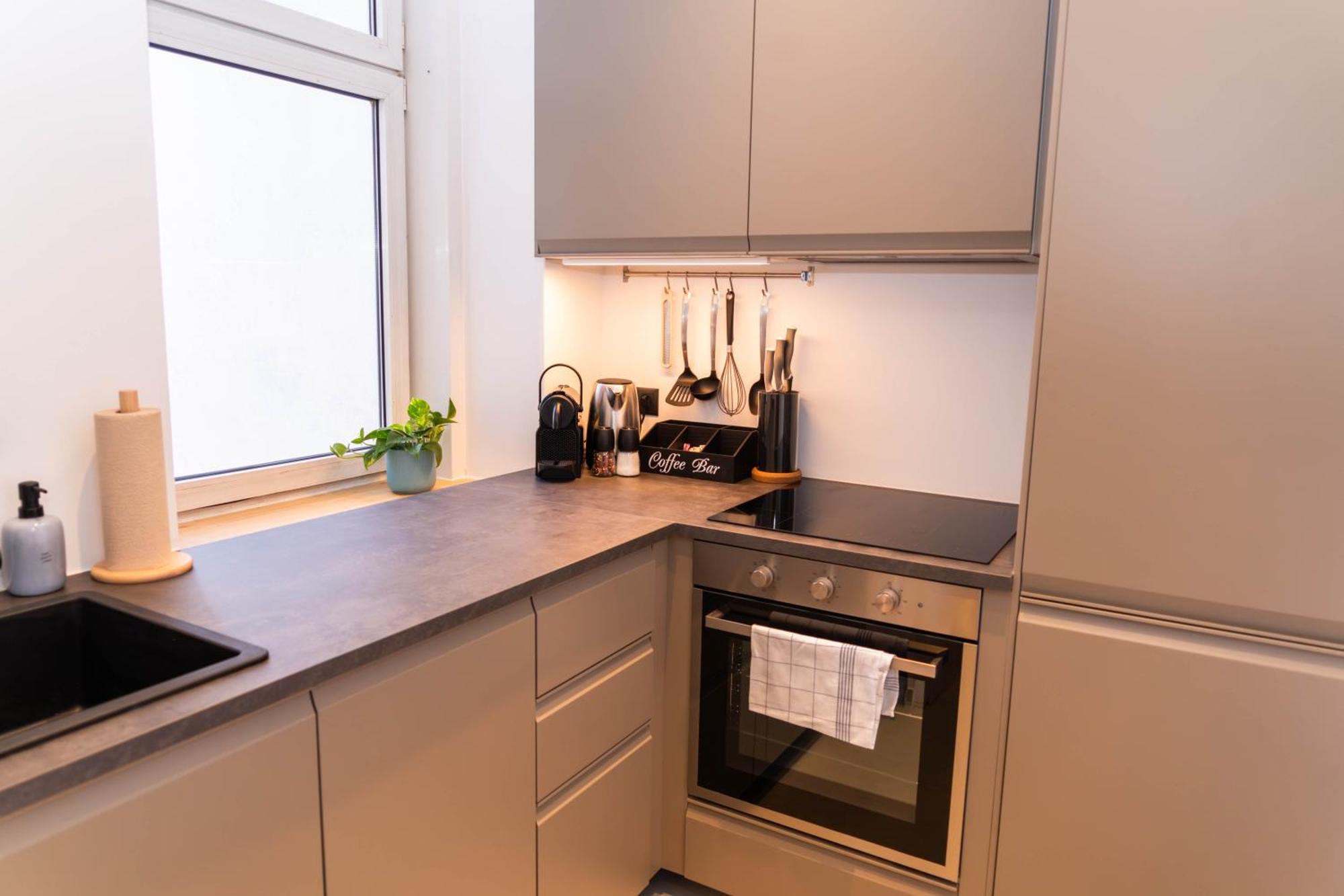 Myflat - Bright Apartment Near Central Station Відень Екстер'єр фото