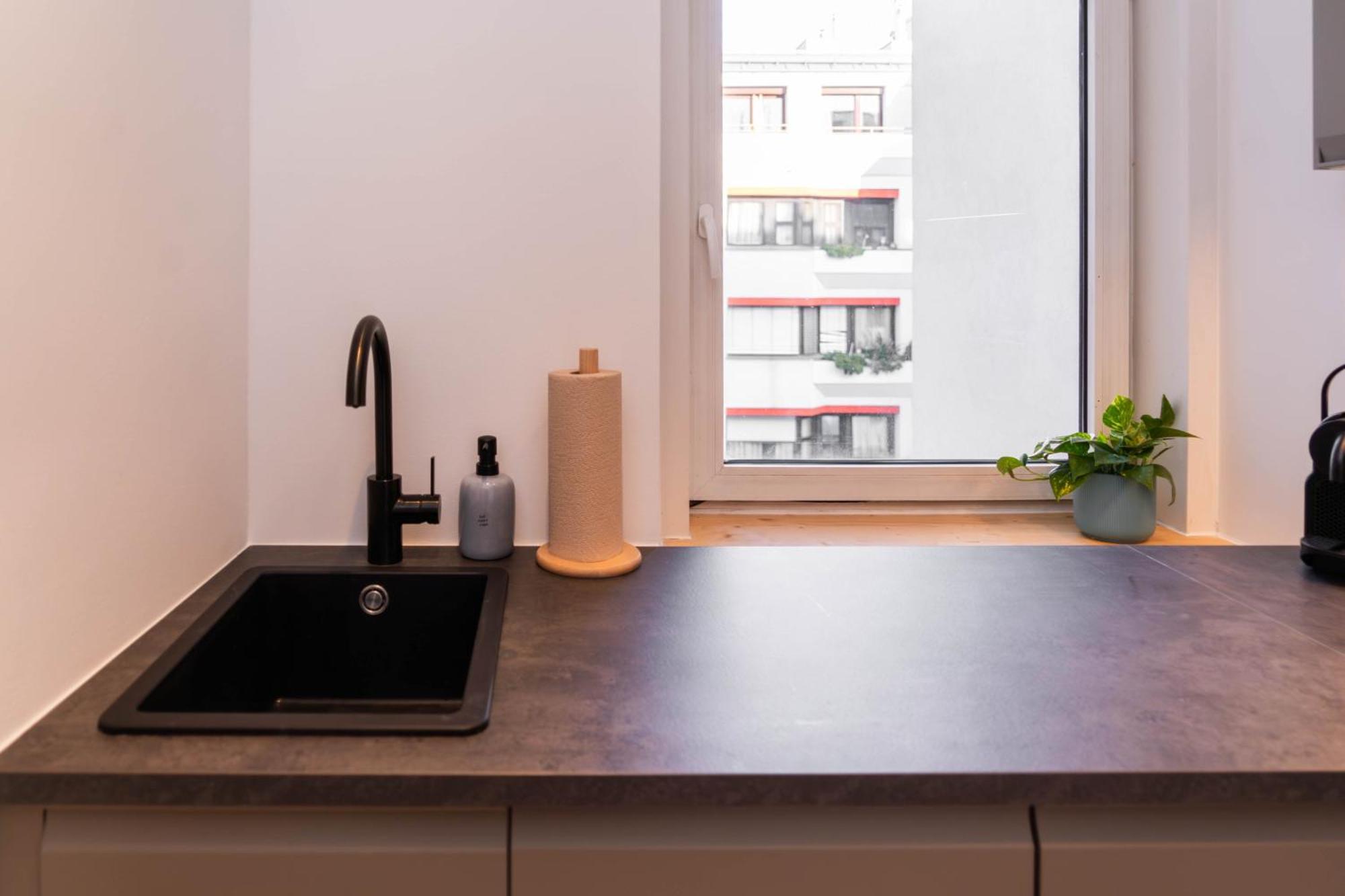 Myflat - Bright Apartment Near Central Station Відень Екстер'єр фото